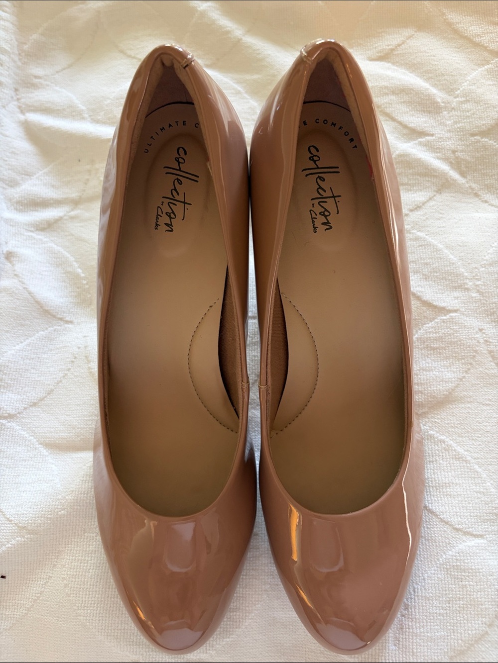 Clarks Nude Patent Round-Toe Pumps, size 10